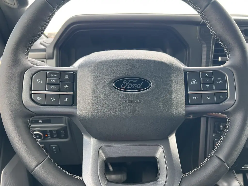 2025 Ford F-150 Lariat photo 21