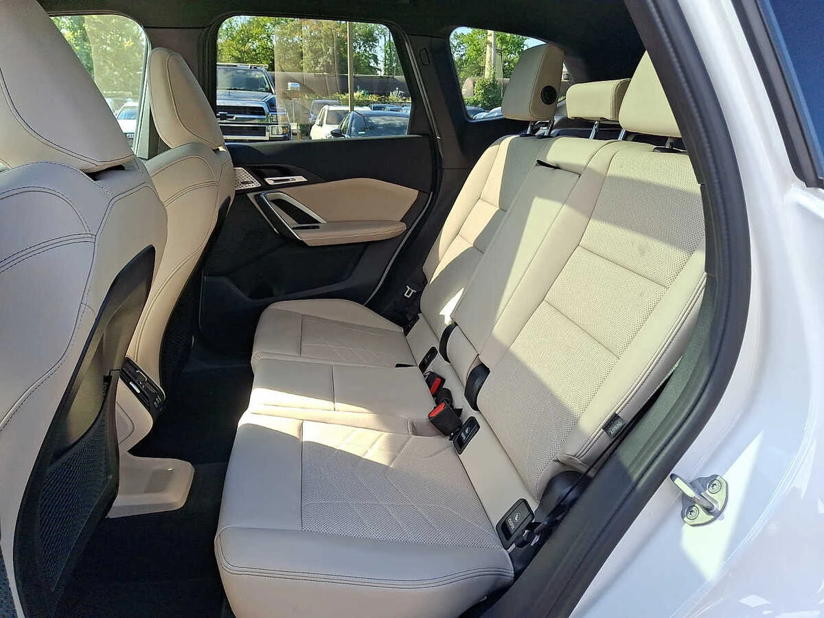 2023 BMW X1 28i - Photo 8