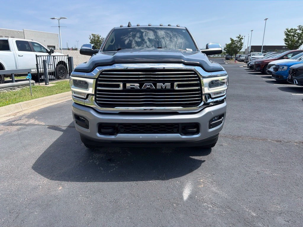 Used 2022 RAM Ram 3500 Pickup Laramie with VIN 3C63R3EL6NG422551 for sale in Kansas City