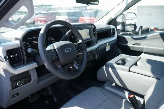 2026 Ford F-350 photo 13