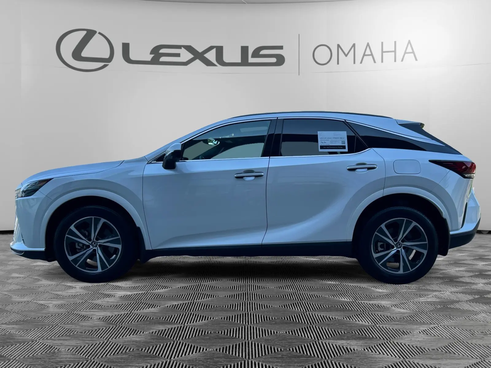2025 Lexus RX 350 Premium AWD photo 2