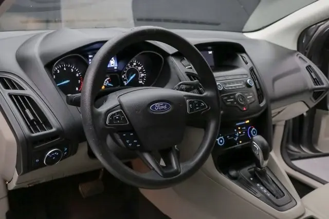 2018 Ford Focus SE photo 20