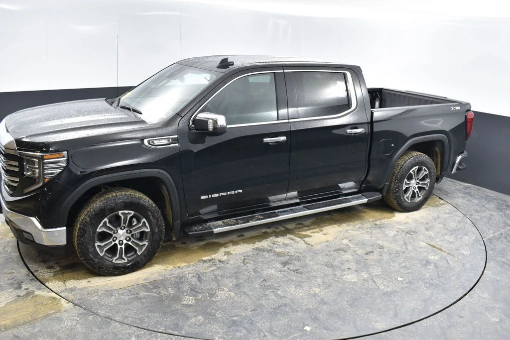 2024 GMC Sierra 1500 SLT - Photo 36