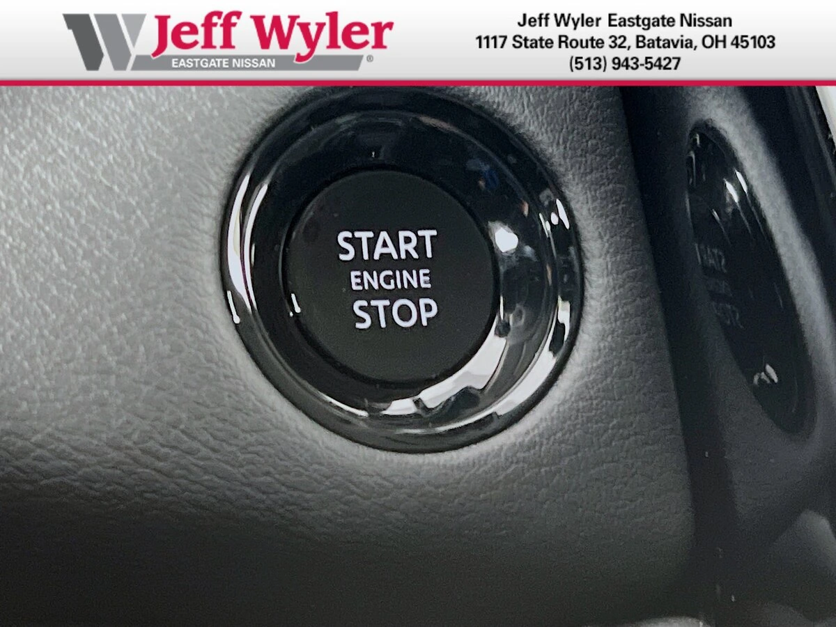 2026 Nissan Armada SV - Photo 11