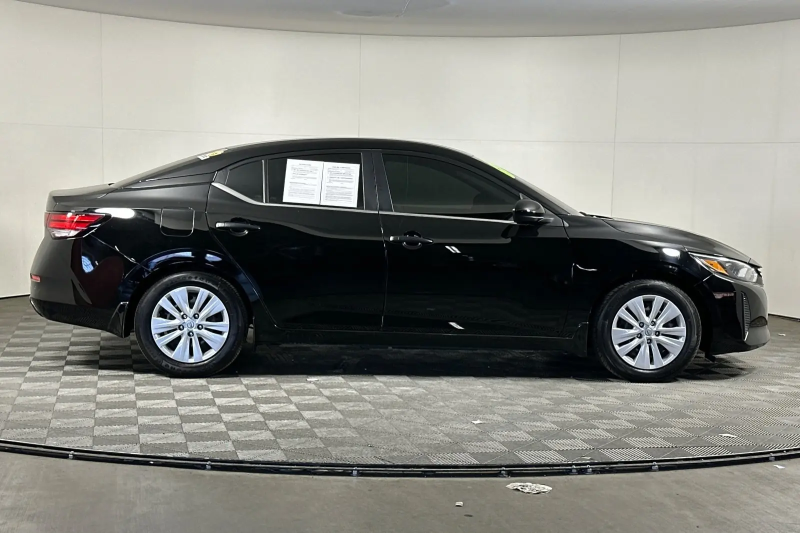 2025 Nissan Sentra S photo 2