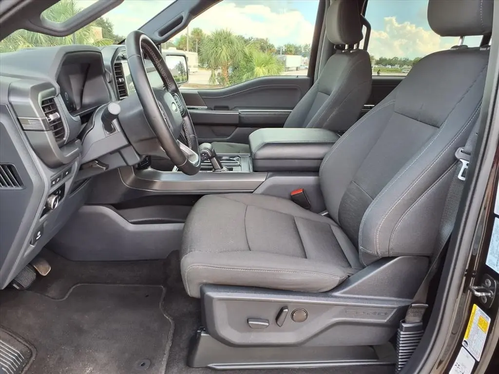 2024 Ford F-150 XLT photo 21