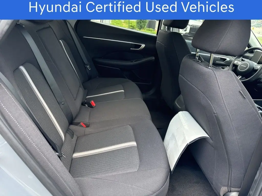 2025 Hyundai Sonata SE photo 14