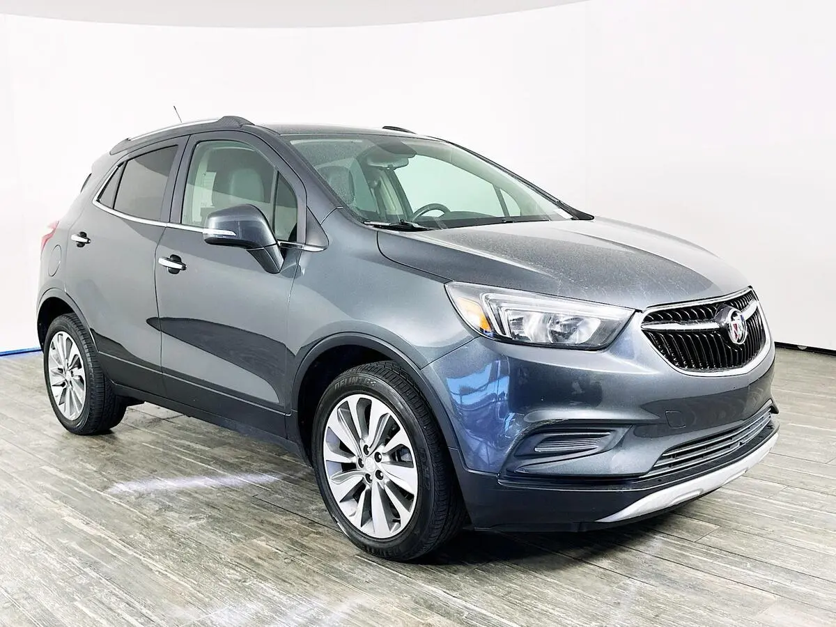 2017 Buick Encore Preferred's photo