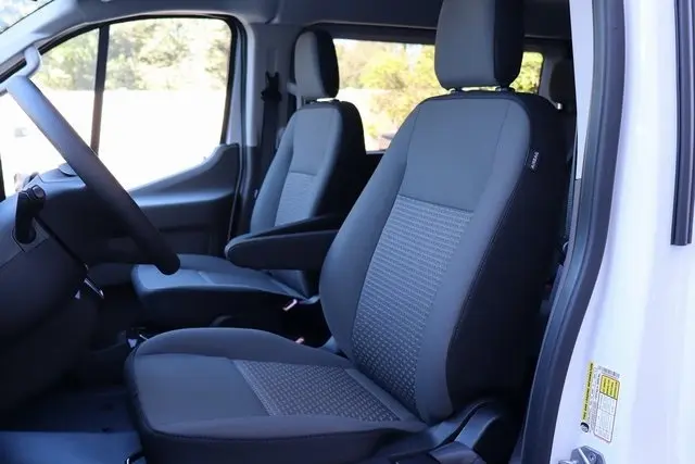 2025 Ford Transit photo 4