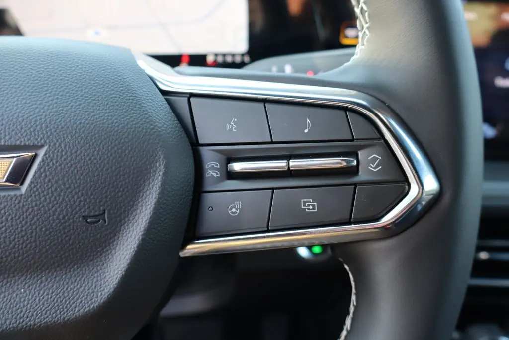 2026 Chevrolet Traverse 1LT photo 14