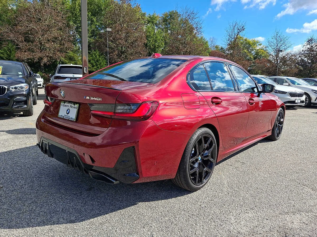 2026 BMW 3 Series M340i - Photo 6