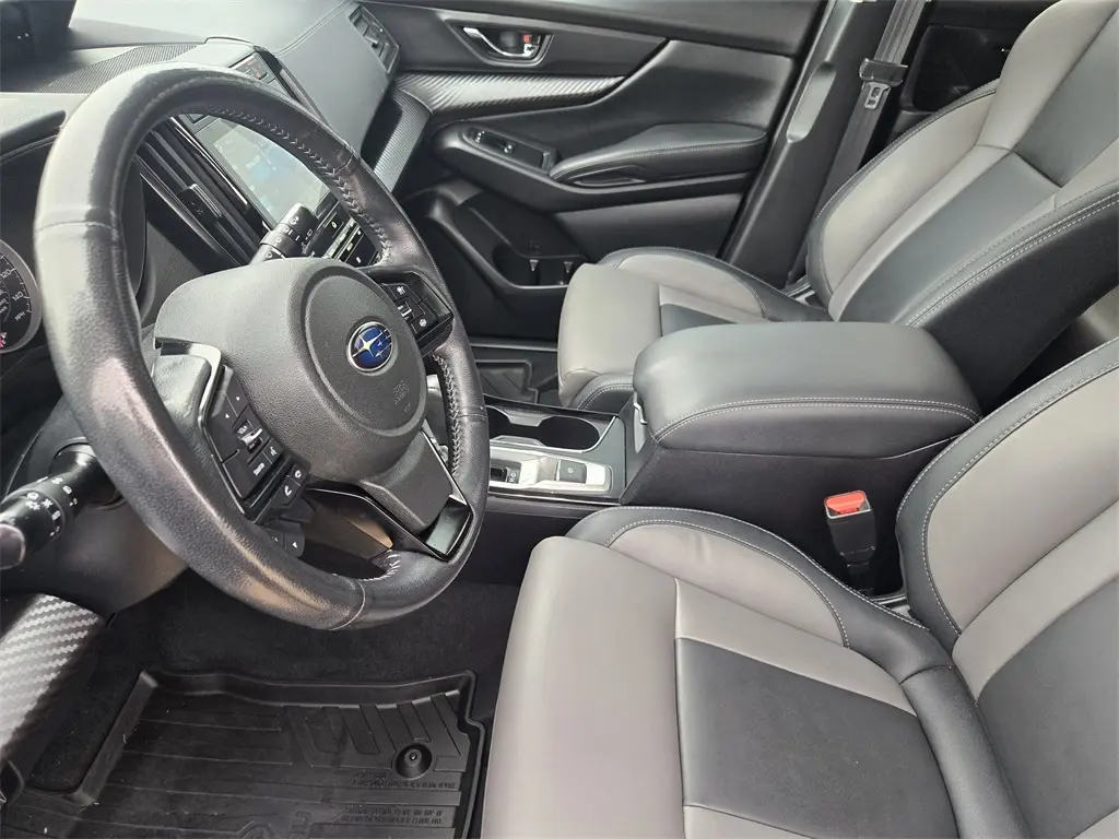 2022 Subaru Ascent Onyx Edition photo 13