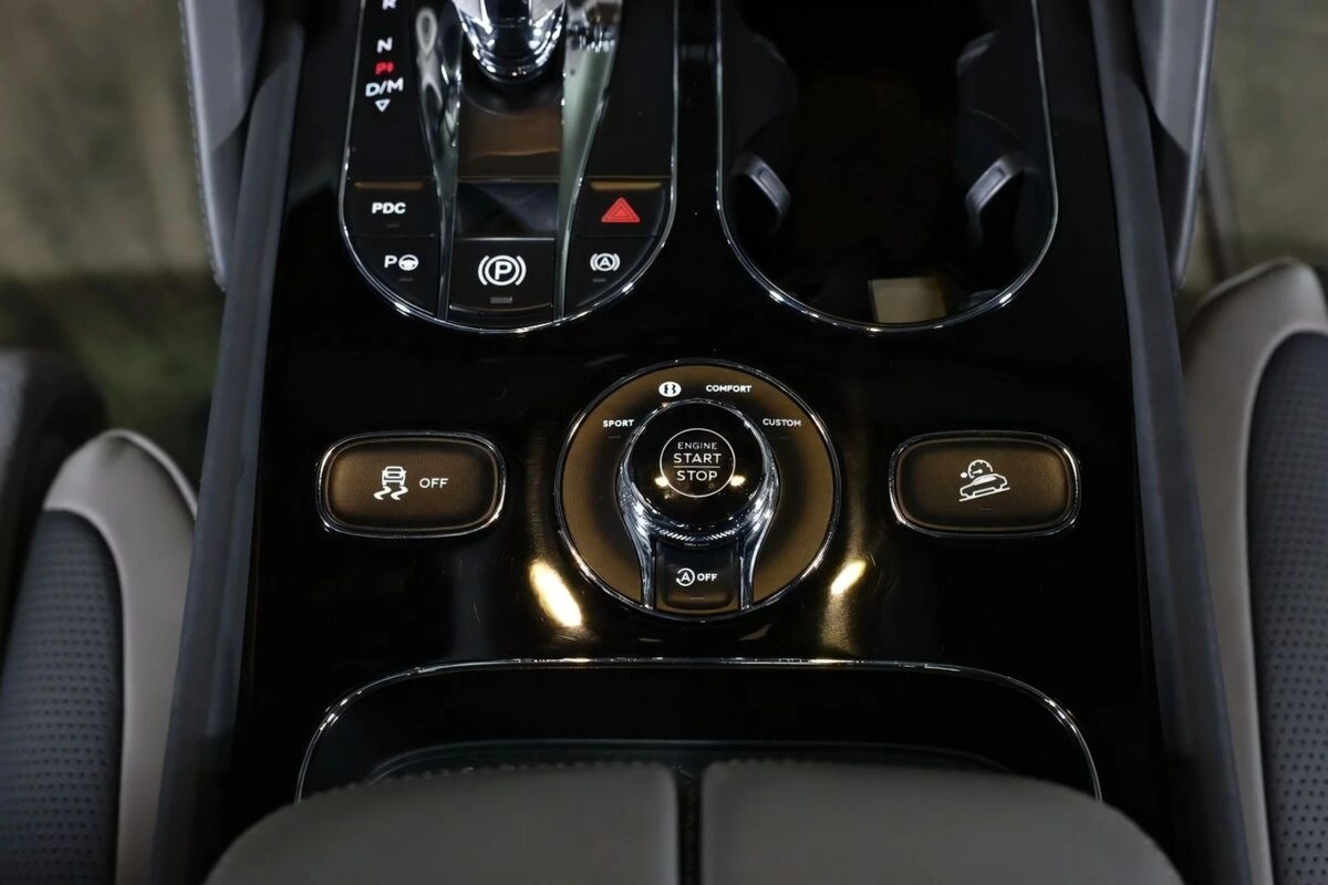 2022 Bentley Bentayga S - Photo 26