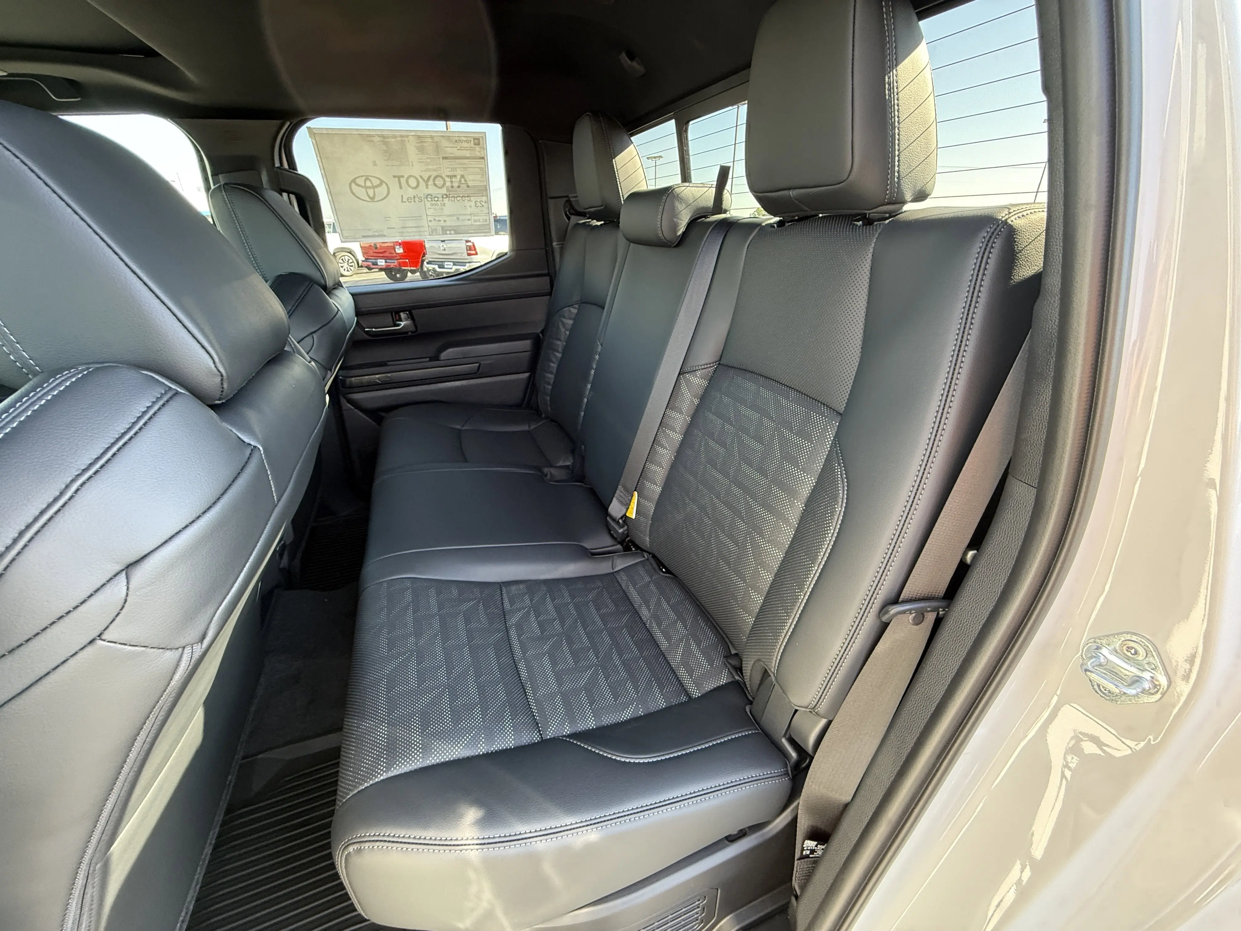 2025 Toyota Tacoma TRD Double Cab photo 13