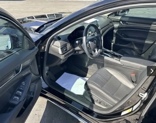 2022 Honda Accord EX-L 1.5T photo 2