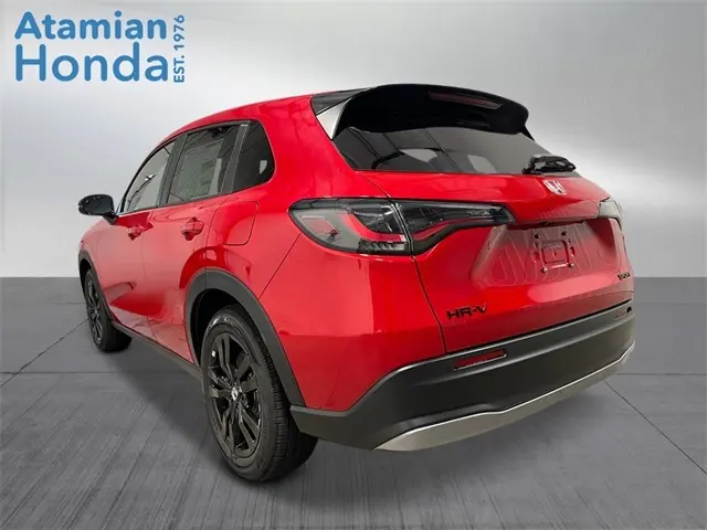 2026 Honda HR-V Sport photo 3
