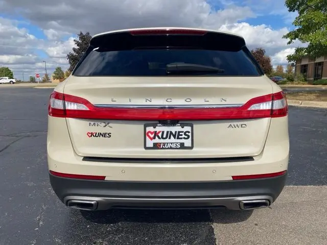 2018 Lincoln MKX Reserve photo 8