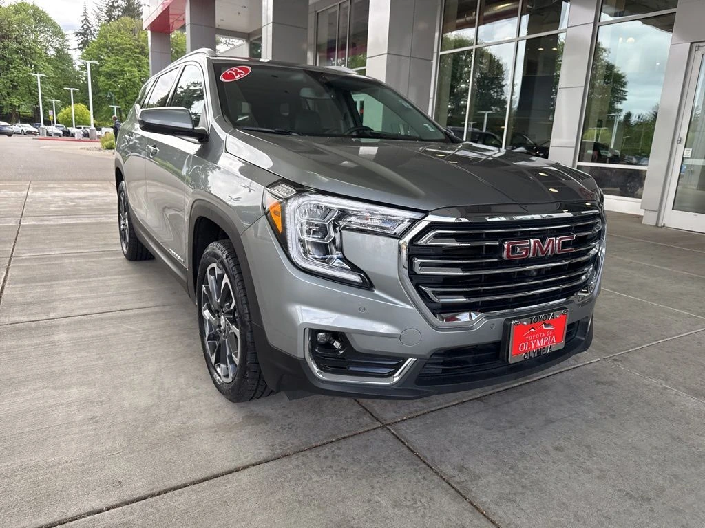 2023 GMC Terrain SLT AWD's photo