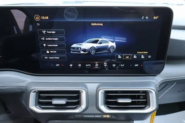 2025 Ford Mustang GT Premium photo 8