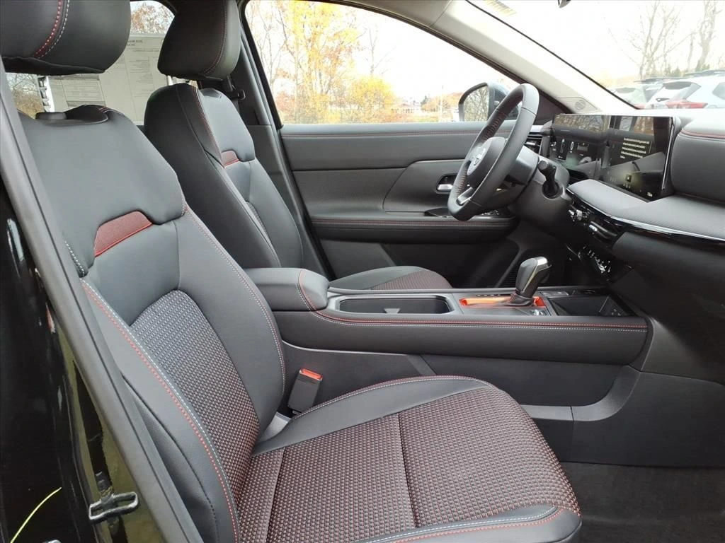 2026 Nissan KICKS SR AWD - Photo 7