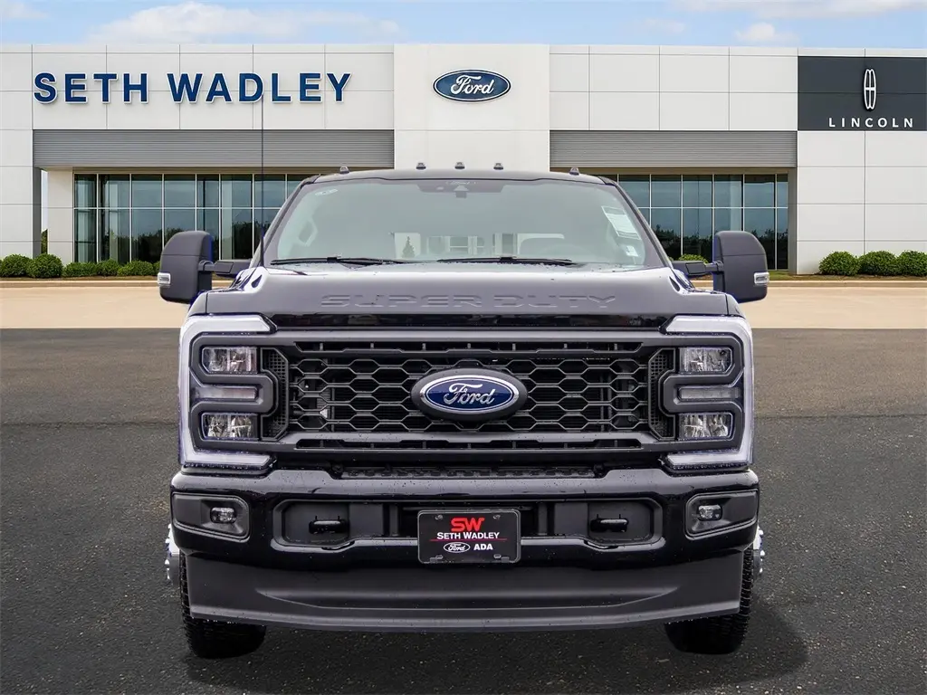 2026 Ford F-350 photo 2