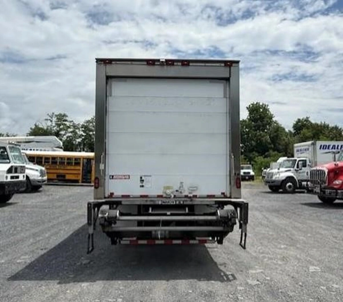 2020 International MV - image 9