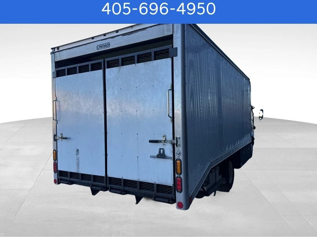 2024 Isuzu NPR - image 3