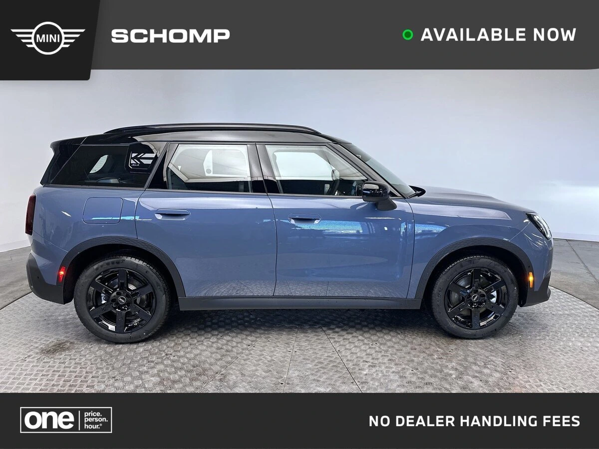 2026 MINI Countryman S's photo