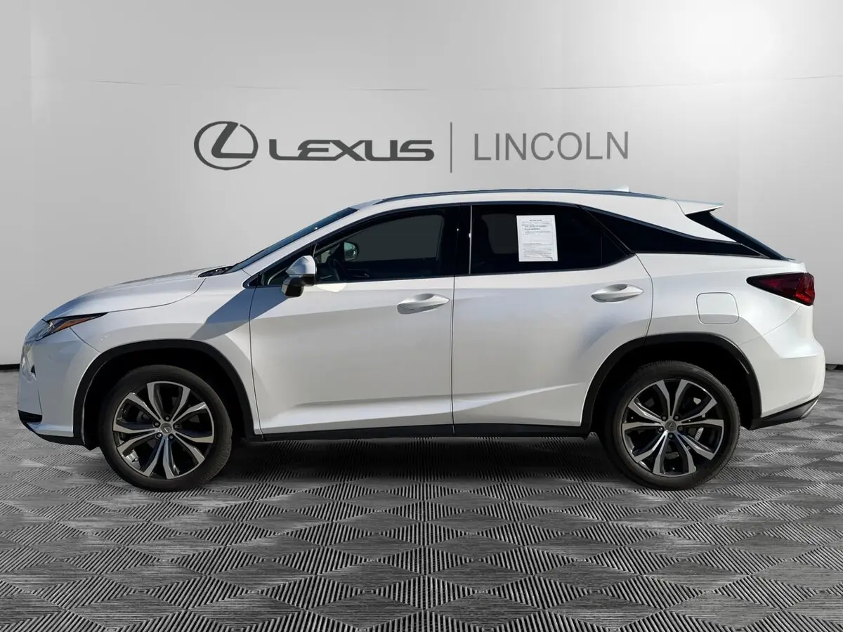2017 Lexus RX 350 photo 2