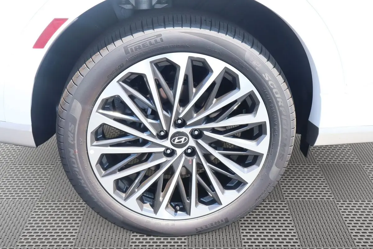 2026 Hyundai Palisade Calligraphy photo 3