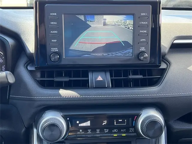 2019 Toyota RAV4 LE photo 15