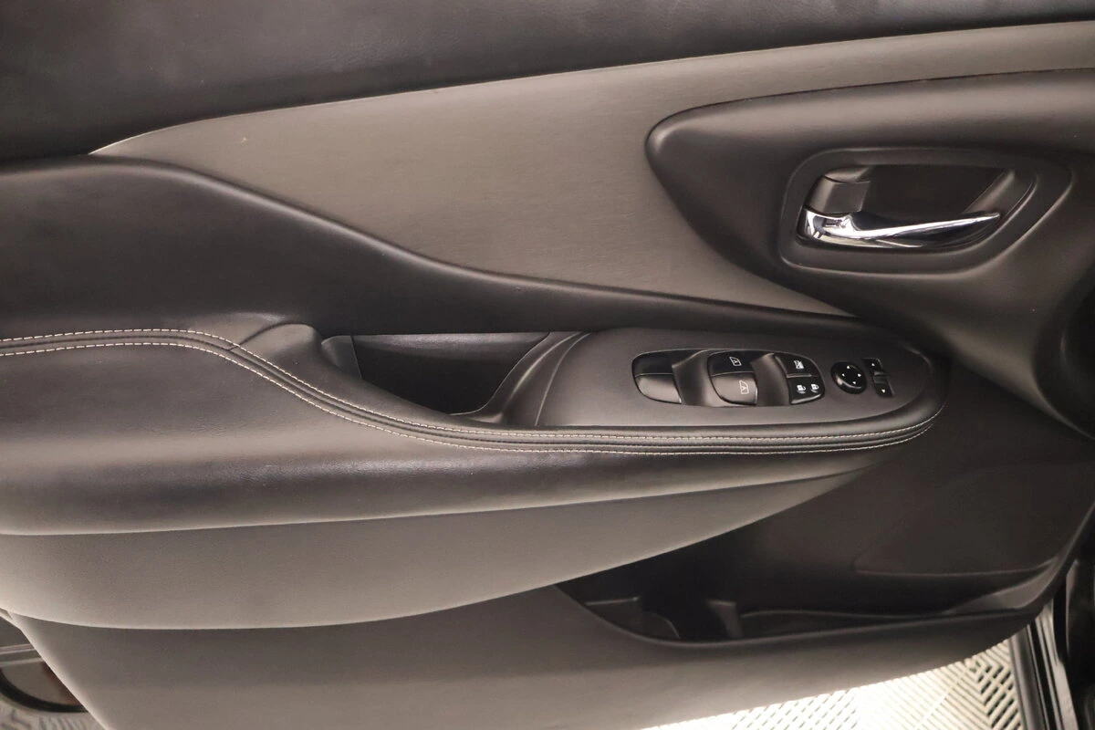 2020 Nissan Murano SV - Photo 14