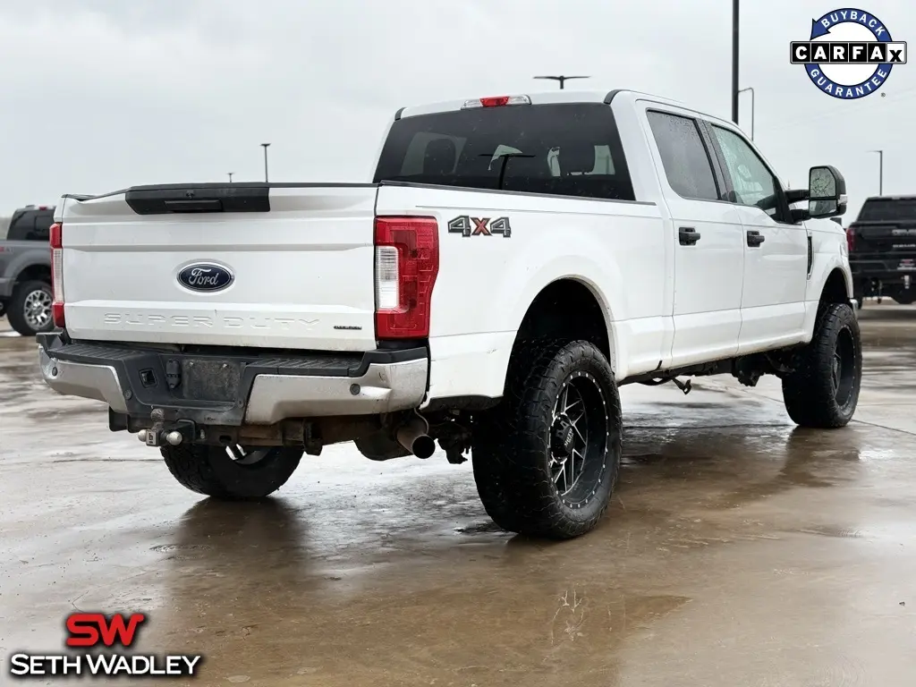 Used 2017 Ford F-250 Super Duty XLT with VIN 1FT7W2B6XHEB58208 for sale in Pauls Valley, OK