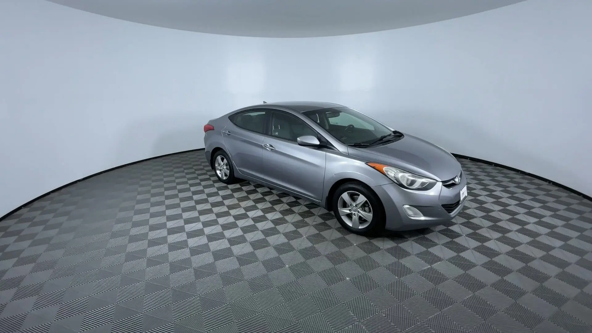 2013 Hyundai Elantra GLS photo 2