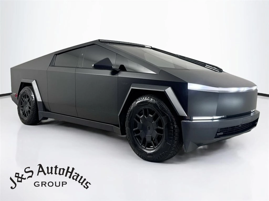2024 Tesla Cybertruck Cyberbeast