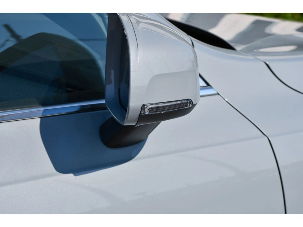 2026 Volvo XC90 Plus - Photo 31