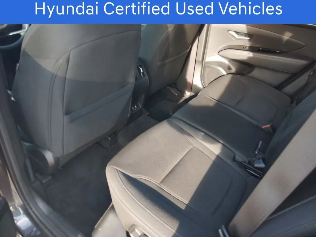 2022 Hyundai Tucson SEL Convenience photo 9