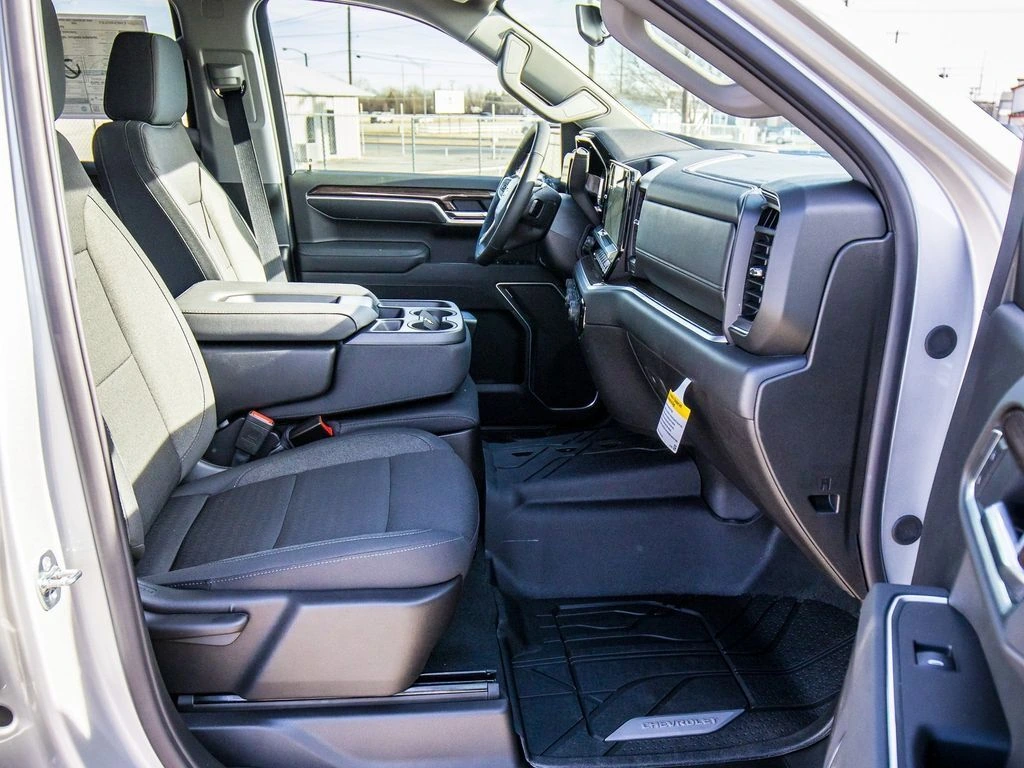 2026 Chevrolet Silverado 1500 LT - Photo 16
