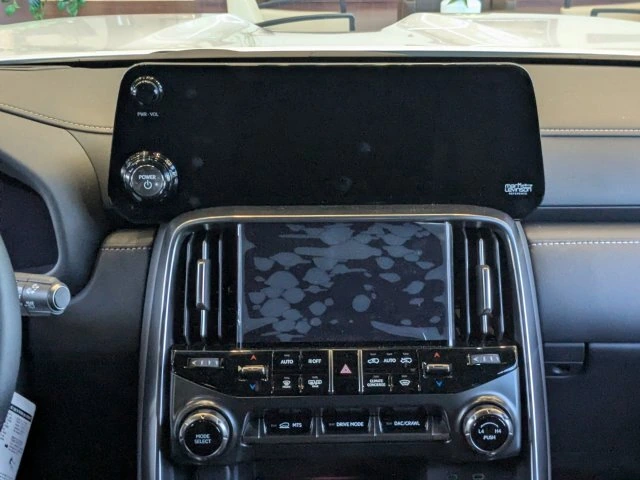 2026 Lexus LX 700h Luxury - Photo 17