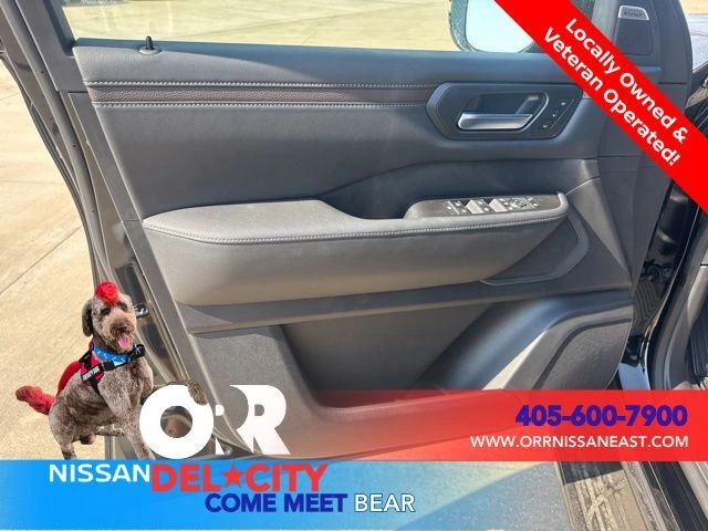 2026 Nissan Armada SL - Photo 16
