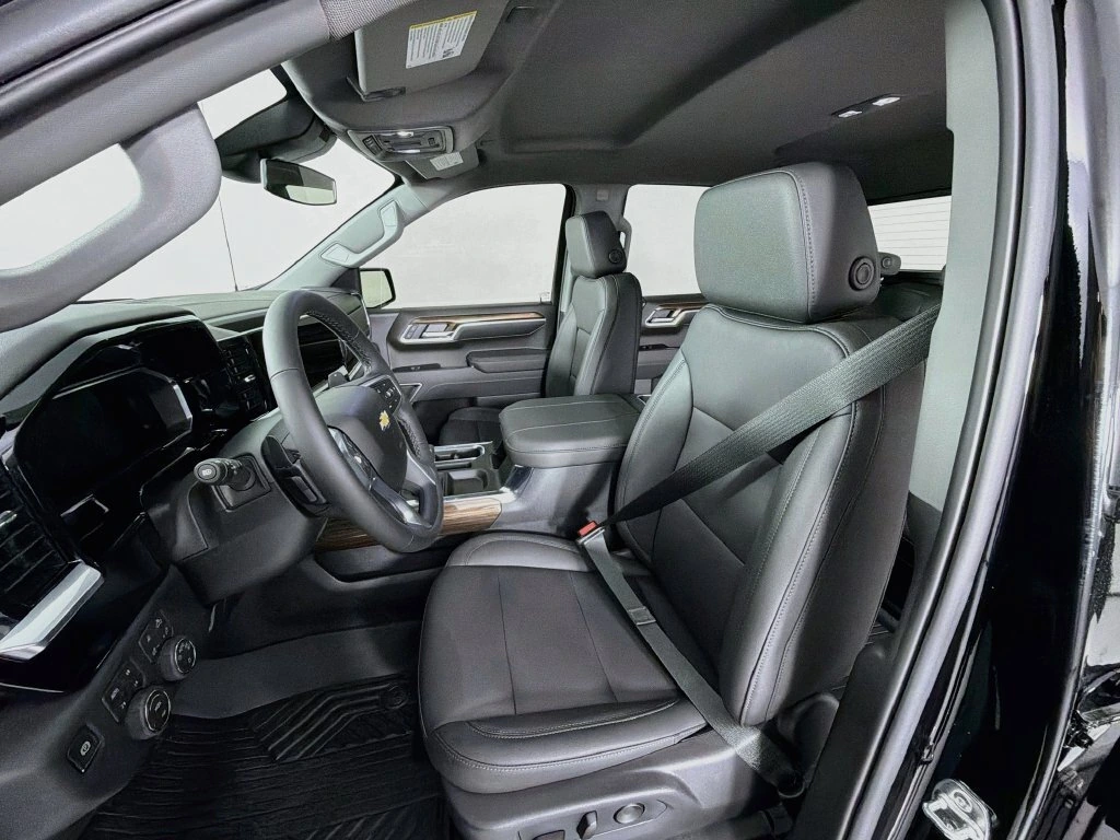 2026 Chevrolet Silverado 1500 LT - Photo 21