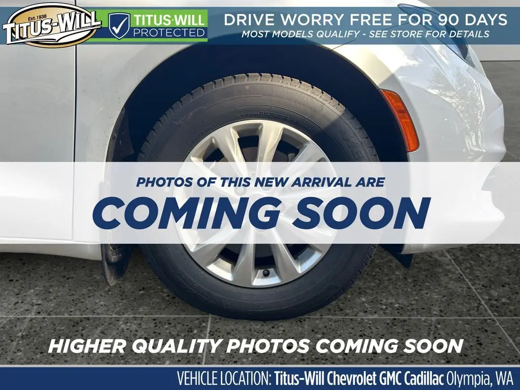 2019 Chrysler Pacifica LX photo 4