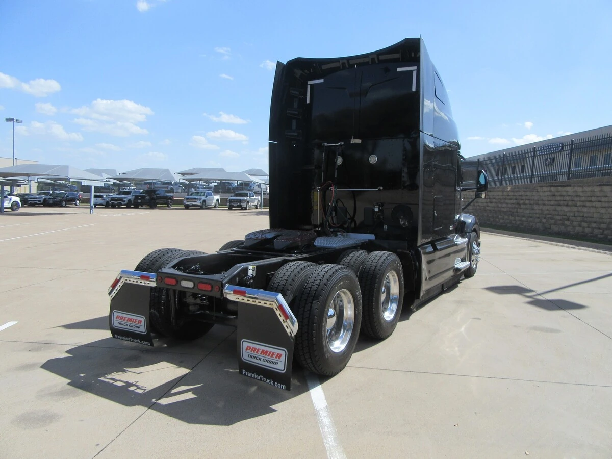2023 Peterbilt 579 — photo 4