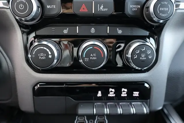 2025 Ram 1500 Big Horn photo 23