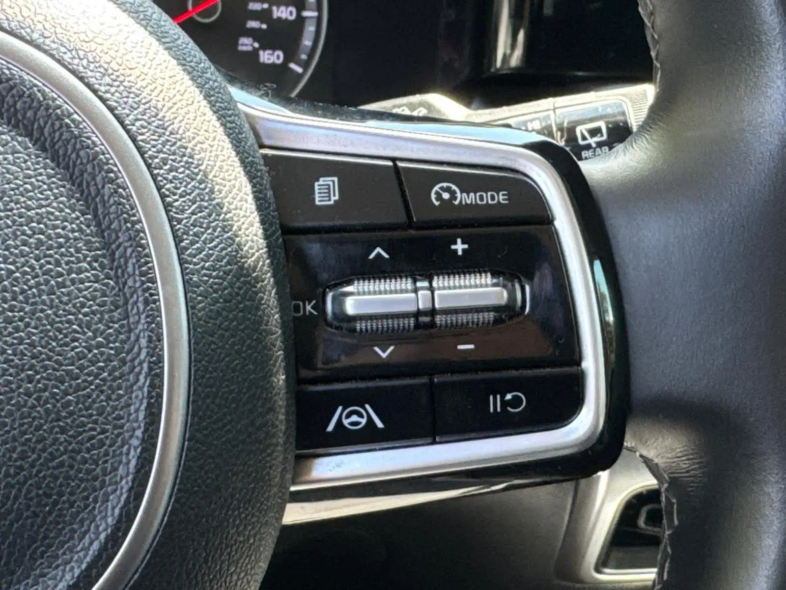 2021 Kia Sorento S photo 18