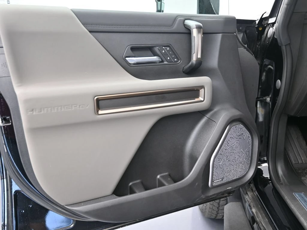2025 GMC HUMMER EV 2X - Photo 14