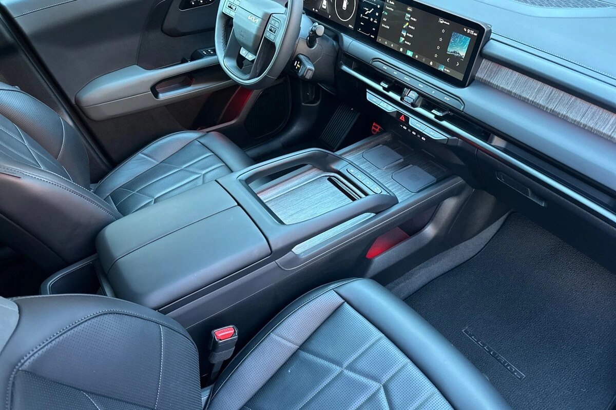 2027 Kia Telluride X-Line SX Prestige - Photo 17