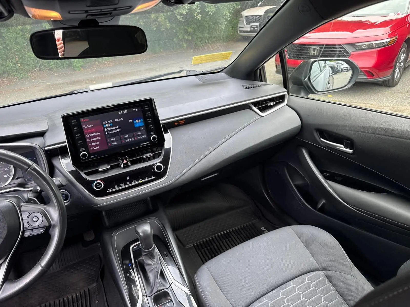 2022 Toyota Corolla SE photo 35
