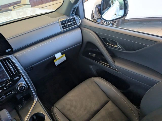 2026 Lexus LX 700h Luxury - Photo 15