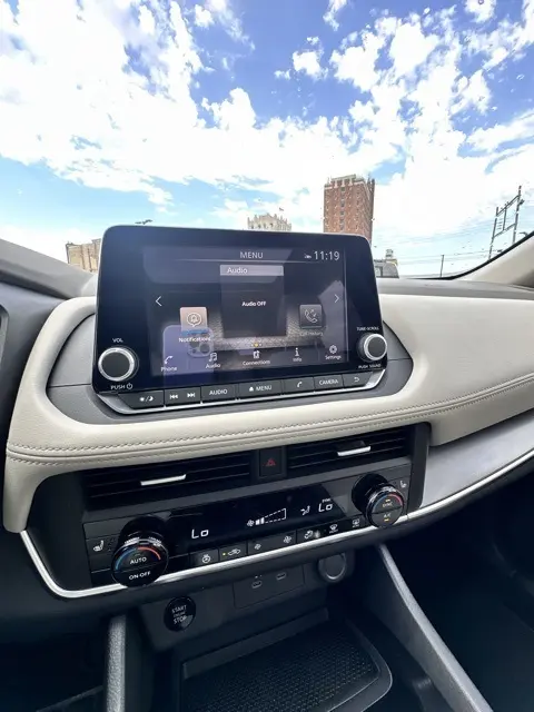 2026 Nissan Rogue SV photo 6